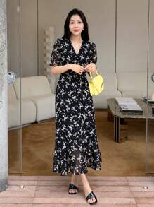 DAZY Ditsy Floral Print Ruched Front Dress Sundress