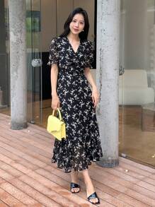 DAZY Ditsy Floral Print Ruched Front Dress Sundress