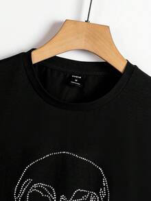 Manfinity Roghcode Männer T-Shirt mit Strass, Schädel Muster, - Schwarz - Übersicht 3