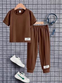 SHEIN 男小童標語補丁貼T恤和運動褲 - 咖啡棕 - 查看 7