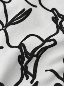 SHEIN Privé Abstract Figure Graphic Split Hem Skort - Black and White - View 6