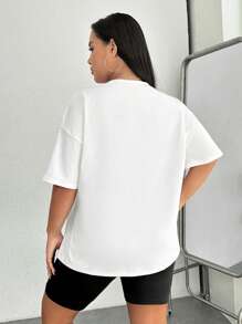 CovetEZ Hơn Đồ họa Chữ cái Áo thun Thả vai - trắng - Xem 2