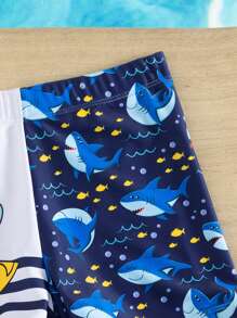男小童卡通鯊魚&條紋印花泳褲