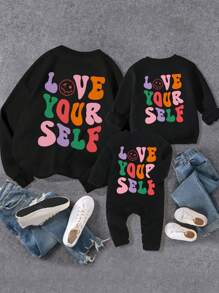 1pc Cute Gradient Color Letter Slogan Pattern Long Sleeve Romper For Baby Girls