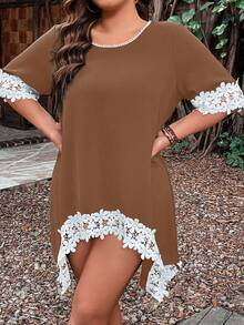 SHEIN LUNE 大碼拼接水溶蕾絲不對稱下擺襯衫 - 咖啡棕 - 查看 4