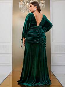 YISIKADO Plus Split Thigh Knot Cuff Velvet Dress - Dark Green - View 2