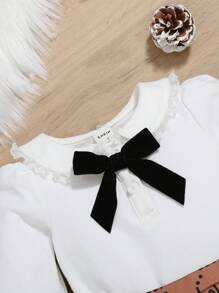 SHEIN Bebezinha Gráfica Letra Bainha Com Babado Top Tank & Frente De Arco Manga Flare Top & Saia Plissada - Multicolorido - Visão 3