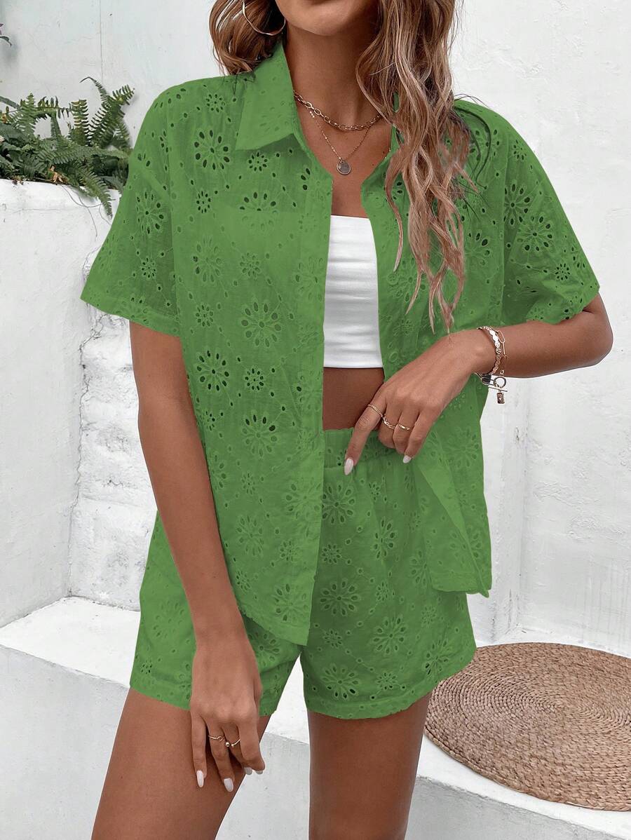 SHEIN VCAY 網眼刺繡落肩袖襯衫和短褲 - 綠色 - 查看 1