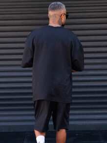 男士字母圖案落肩T恤&腰部抽繩短褲