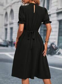 SHEIN Clasi 素色泡泡袖腰帶A字連衣裙 - 黑色 - 查看 2