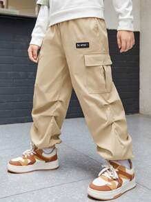 SHEIN Cậu bé Tween Chi tiết Patched thư Túi nắp bên cạnh Eo dây rút Quần - Màu Khaki - Xem 6
