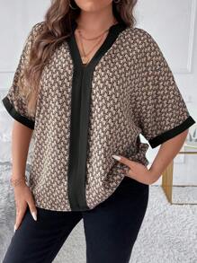 SHEIN Clasi Áo cánh dơi cổ khoét hở in họa tiết toàn thân cho mùa hè - màu nâu - Xem 3