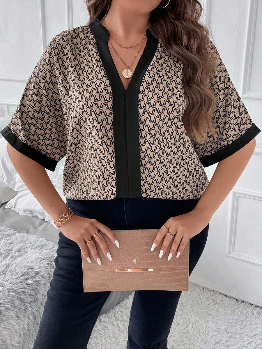 SHEIN Clasi Áo cánh dơi cổ khoét hở in họa tiết toàn thân cho mùa hè - màu nâu - Xem 1