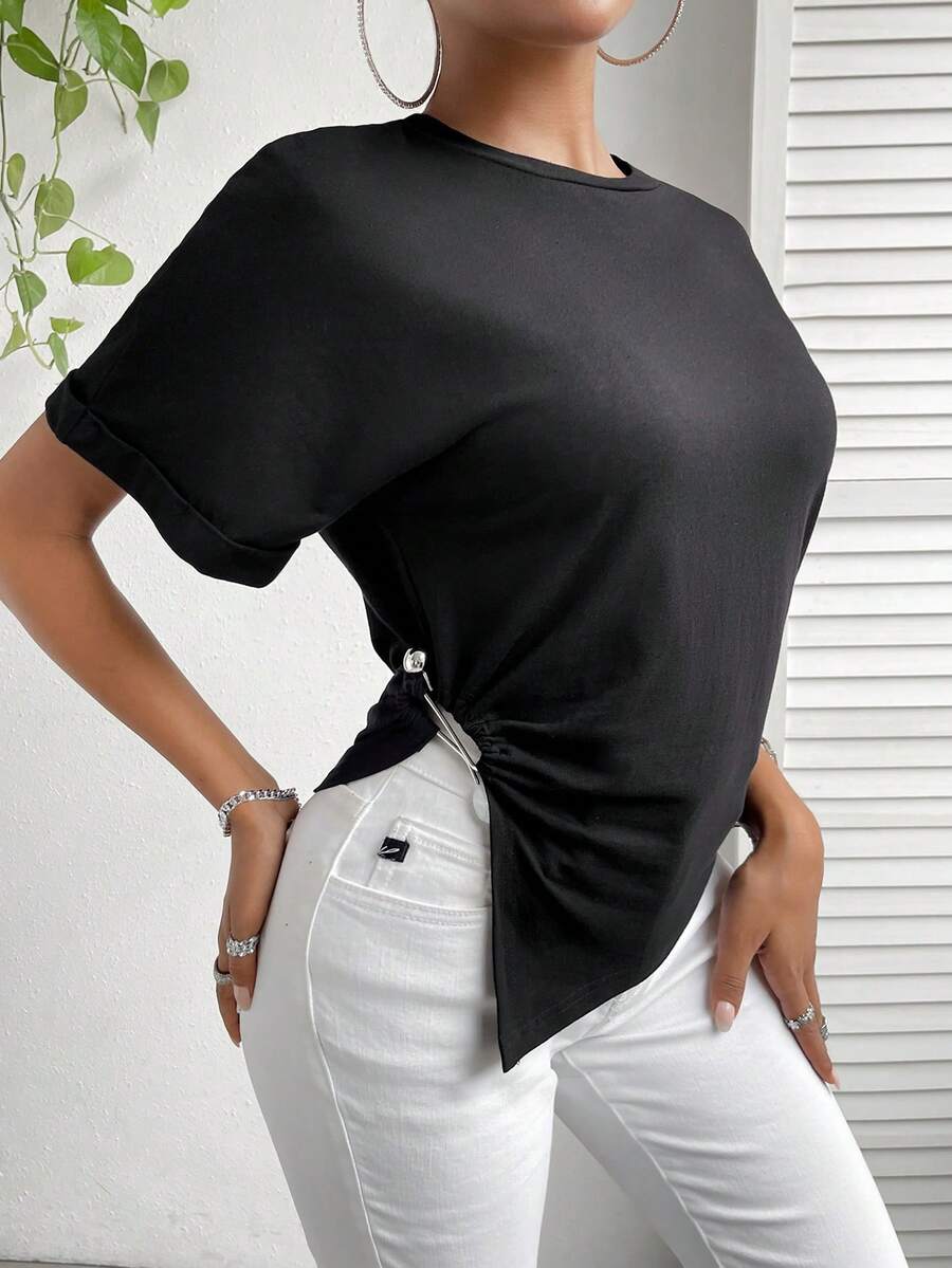 SHEIN Essnce Chất rắn Viền không đối xứng Áo thun - màu đen - Xem 1