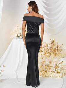 MUXXN Mermaid Hem Satin Prom Dress - Black - View 2