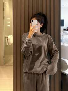 DAZY 纯色落肩法兰绒上衣和裤子蓬松睡衣套装，秋冬皆宜，舒适保暖