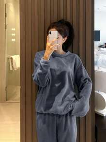 DAZY Pijama de franela con hombros caídos de un solo color para otoño e invierno - Gris Oscuro - Ver 4