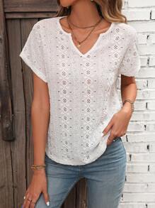 SHEIN LUNE 網眼刺繡蝙蝠袖缺口領T恤 - 白色 - 查看 5