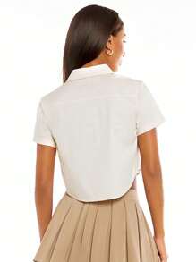 SHEIN BASICS 素色前紐扣短款襯衫 - 米色 - 查看 3