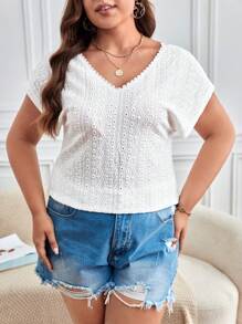 SHEIN Frenchy 大碼蕾絲拼接V領T恤 - 白色 - 查看 2