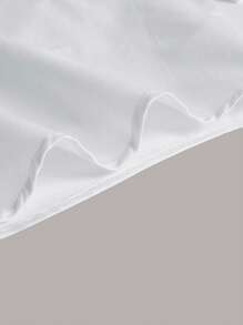 SHEIN BASICS 素色口袋貼布前紐扣襯衫