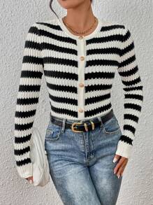 SHEIN Essnce Cárdigan con patrón de rayas con botón delantero - Blanco y Negro - Ver 4