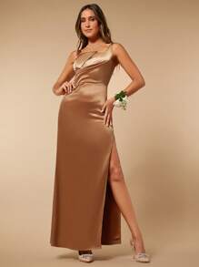 SHEIN Belle 高衩緞面伴娘連衣裙 - 摩卡棕 - 查看 1