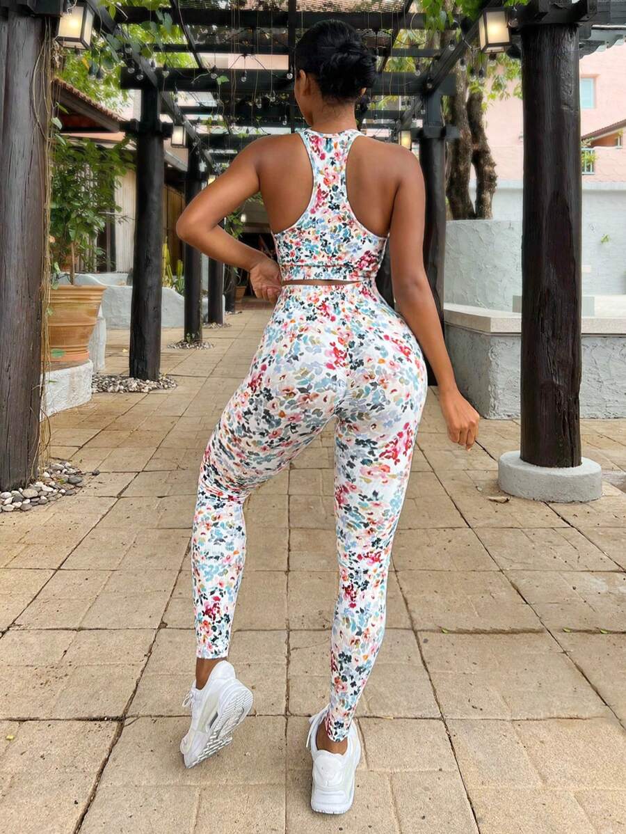 Easithlete Allover Floral Print Racer Back Sports Set - White - View 1