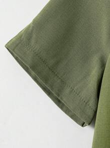 SHEIN Chico preadolescente con diseño de parche Camisa & de cintura con cordón Shorts sin collar