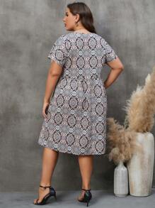 SHEIN LUNE Plus Allover Floral Print Smock Dress - Multicolor - View 2