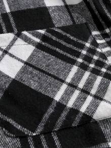 Manfinity Homme Men Plaid Print Shacket - Black and White - View 7