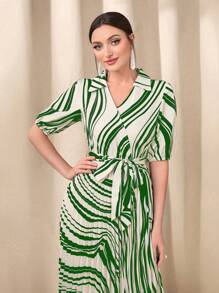 Mulvari 滿版印花百褶下擺連衣裙 - 綠色 - 查看 3