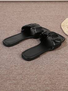 Women's Flat Sandals, 2023 New Summer Fashionable Slip On Slides With Pleated Design For Outdoor And Casual Wear