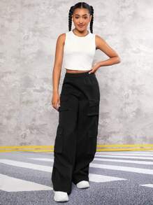 SHEIN Teen Girl Solid Tank Top & Flap Pocket Side Cargo Pants