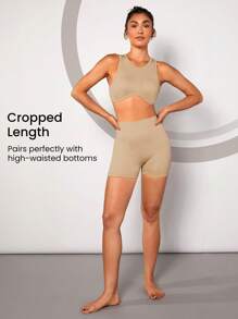 GLOWMODE Seamless Softness Curved Hem Sports Bra - Khaki - View 3