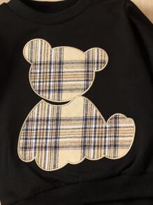 2件套男童1-6岁春秋季圆领长袖黑色修身针织贴花小熊卫衣上衣和格子拼接休闲裤套装