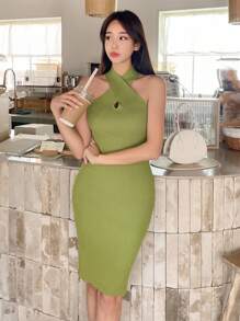 DAZY 素色交叉繞頸緊身連衣裙 - 綠色 - 查看 5