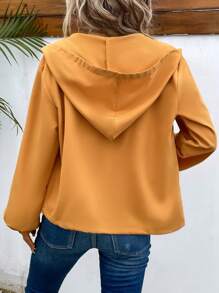 SHEIN Essnce 翻蓋口袋抽繩下擺連帽夾克 - 卡其色 - 查看 2