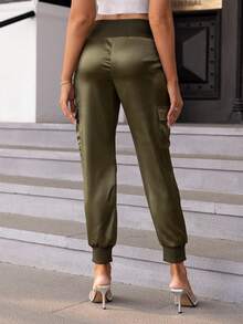 Joyfunear 女式工装口袋松紧腰九分裤 - 軍綠色 - 查看 2