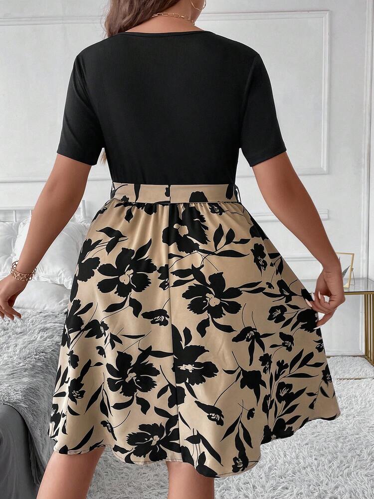 Talla grande Vestido con cinturón con estampado floral
