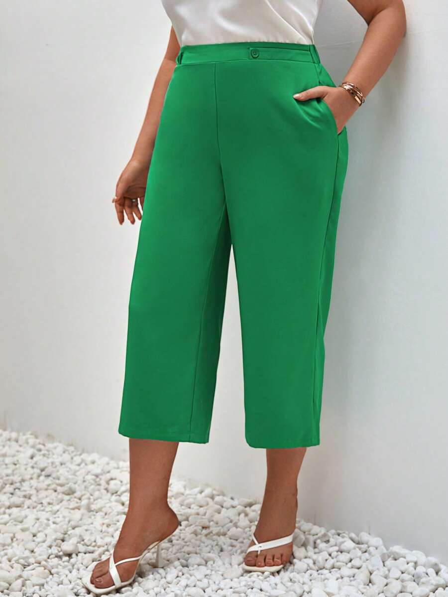 SHEIN Frenchy Plus Solid Slant Pocket Capris Pants - Green - View 1