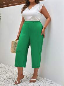 SHEIN Frenchy Plus Solid Slant Pocket Capris Pants - Green - View 4