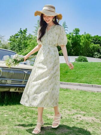 滿版印花泡泡袖後綁帶連衣裙