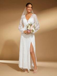 SHEIN Belle 深V領高衩蕾絲婚紗洋裝不附面紗 - 白色 - 查看 1