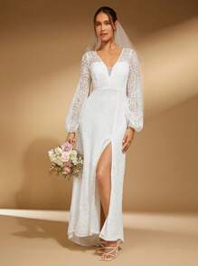 SHEIN Belle 深V領高衩蕾絲婚紗洋裝不附面紗 - 白色 - 查看 4