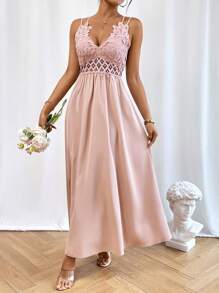 SHEIN Privé 水溶蕾絲拼接吊帶連衣裙 - 淺粉色 - 查看 1