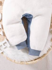 Baby Girl Cartoon Embroidery 3D Ears Design Flannel Jumpsuit - Blue and White - View 5