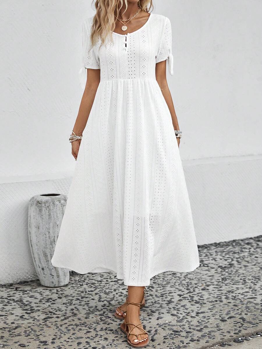 Breezaya Chất rắn Lỗ gắn thêu Knot Cuff Váy chữ A - trắng - Xem 1