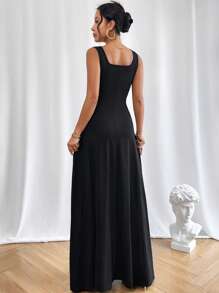 SHEIN Essnce 素色方領連衣裙 - 黑色 - 查看 2