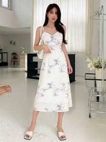 DAZY 滿版印花吊帶連衣裙